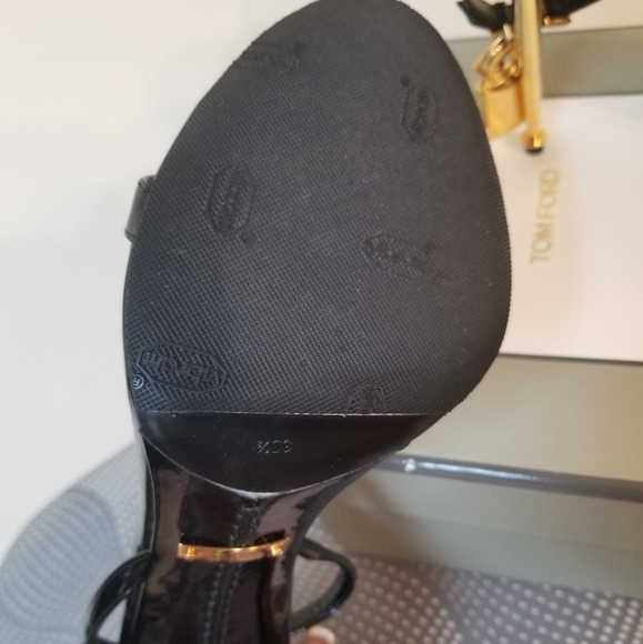 Authentic!! Tom Ford stilettos - Picture 5 of 6